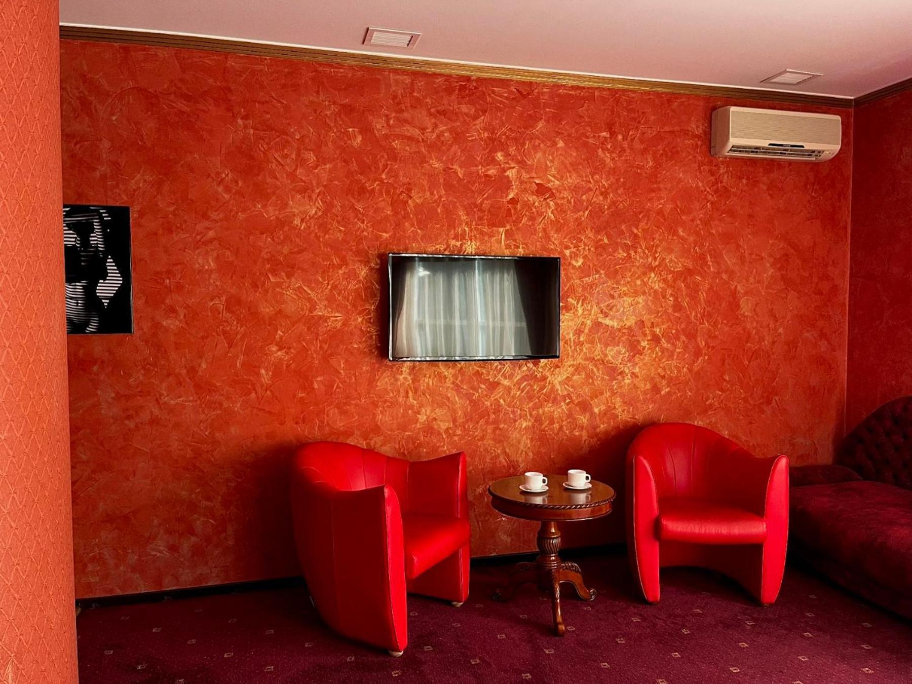 Hotel Aqvium Dněpropetrovsk Exteriér fotografie
