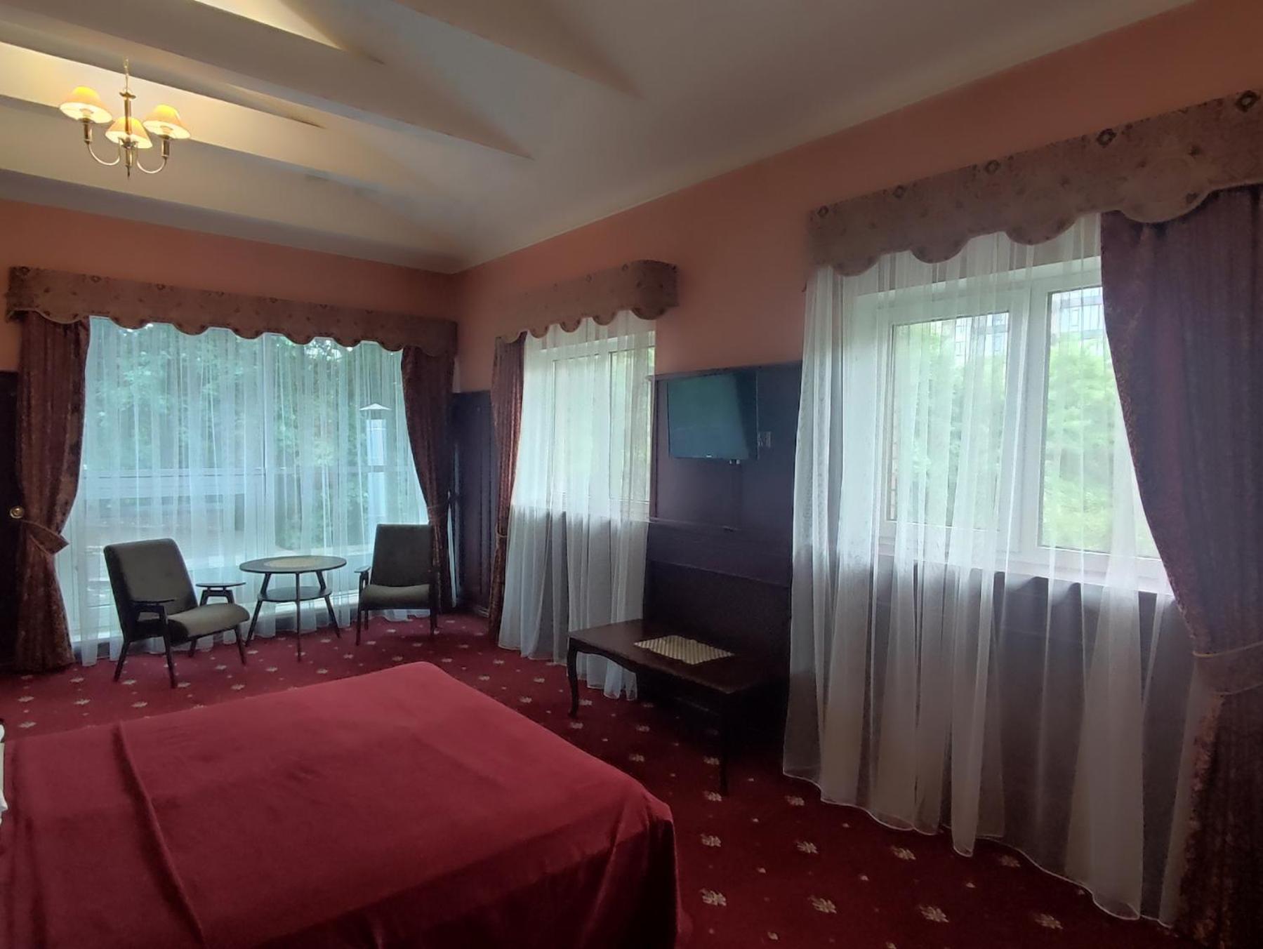 Hotel Aqvium Dněpropetrovsk Exteriér fotografie
